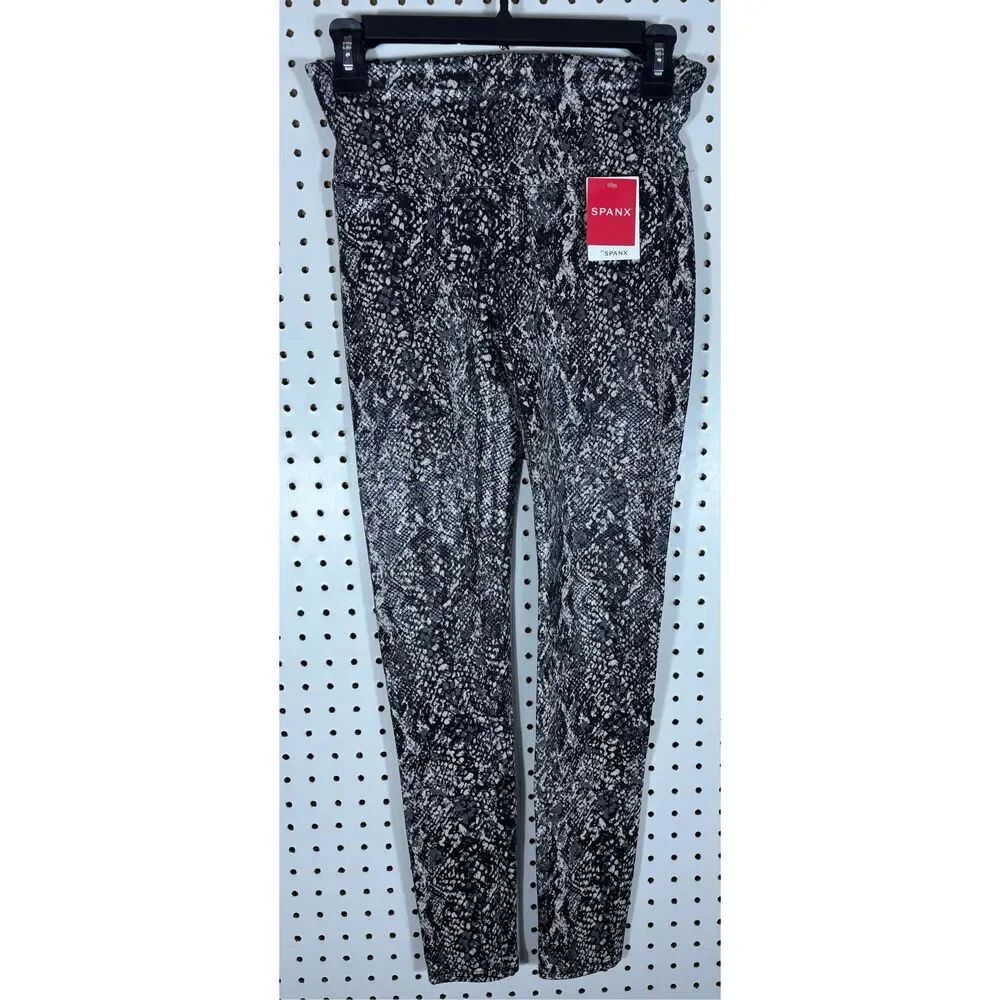 SPANX Women's Gray Snake Faux Leather Snake Print Leggings Size M NWT
